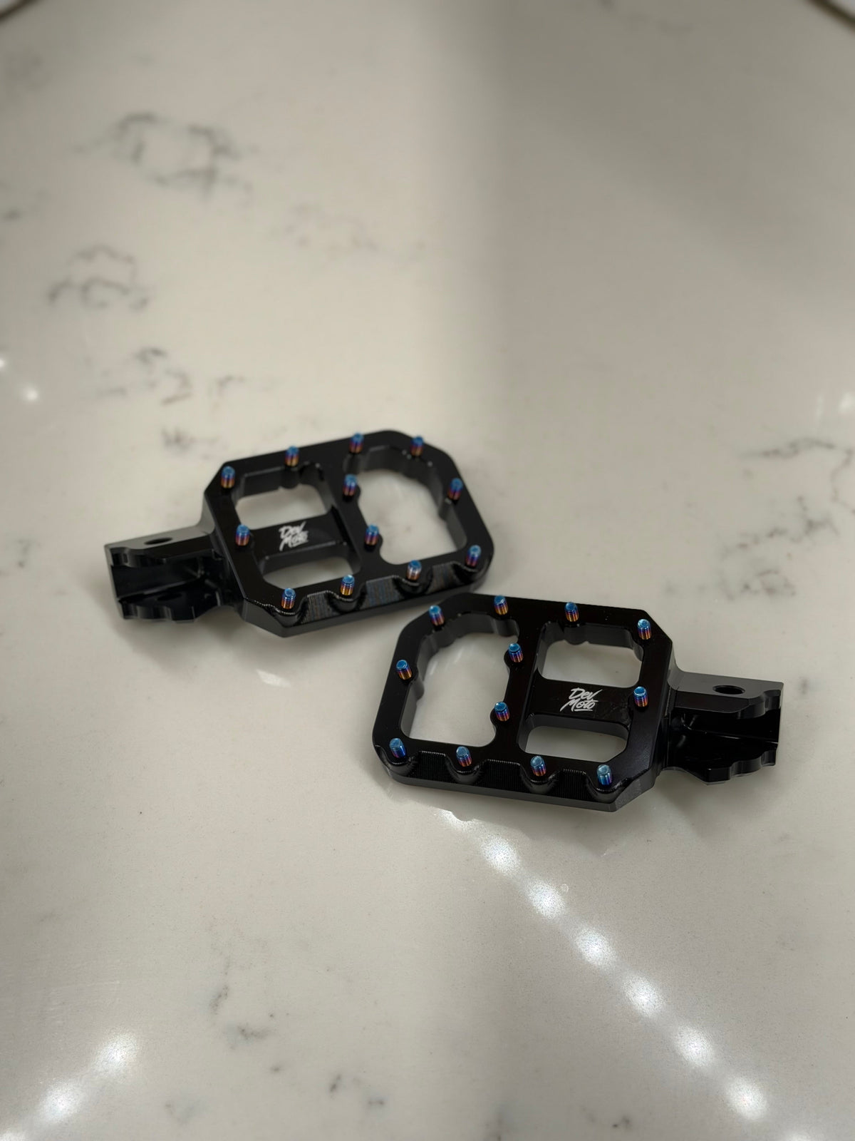 E-Moto Foot Pegs DevMoto