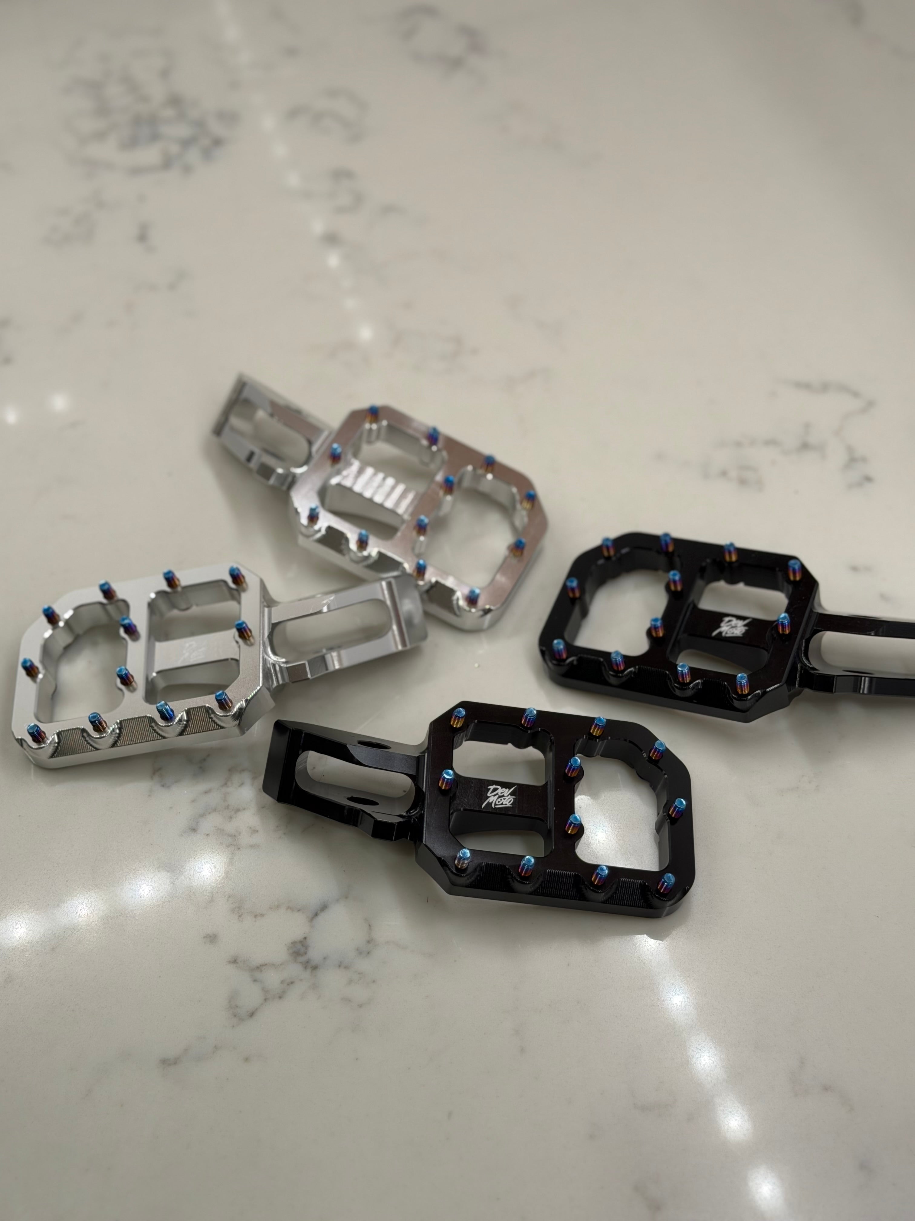 E-Moto Foot Pegs DevMoto
