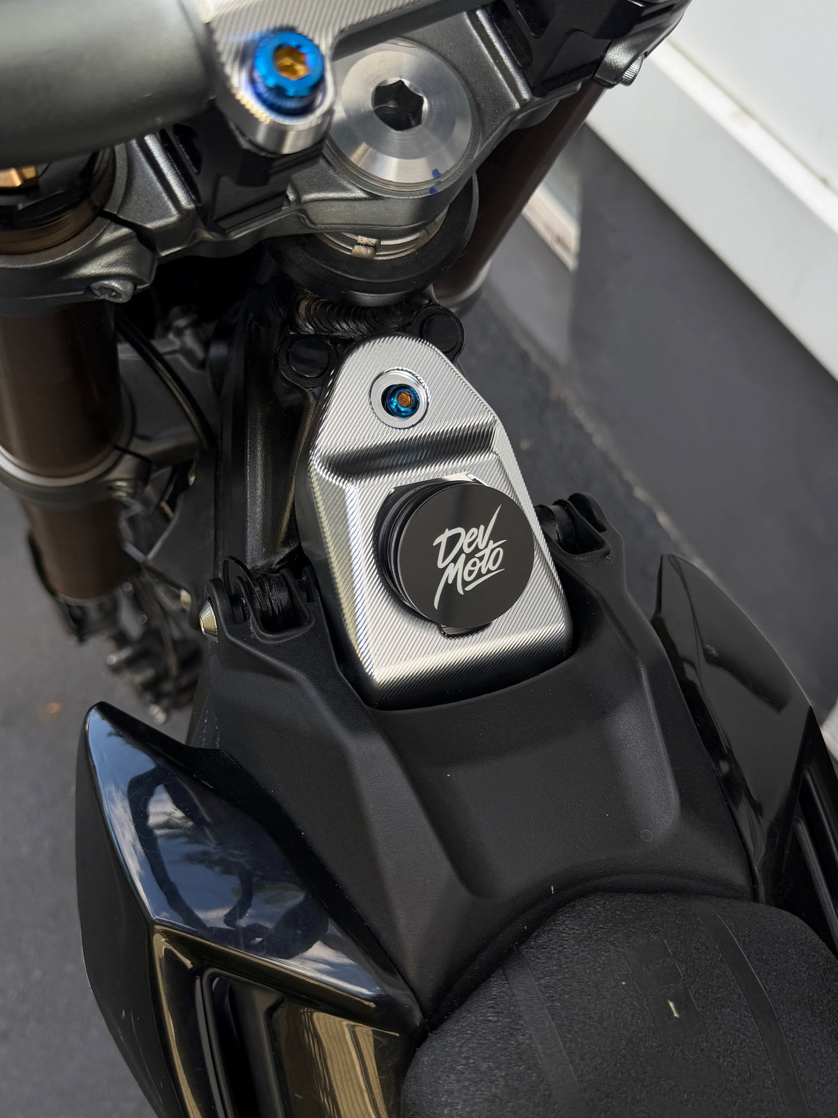 Metal Ultra Bee Ignition Cover DevMoto